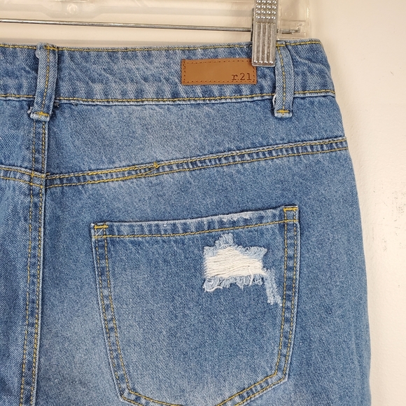 Rue21 High Rise Ankle Straight Leg Denim Jeans Size 8 Cotton Distressed Womens - Picture 5 of 7